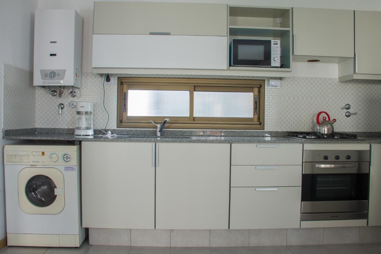 Departamento Centrico 1 Dormitorio, Nuevo, Cochera Y Muchos Servicios *